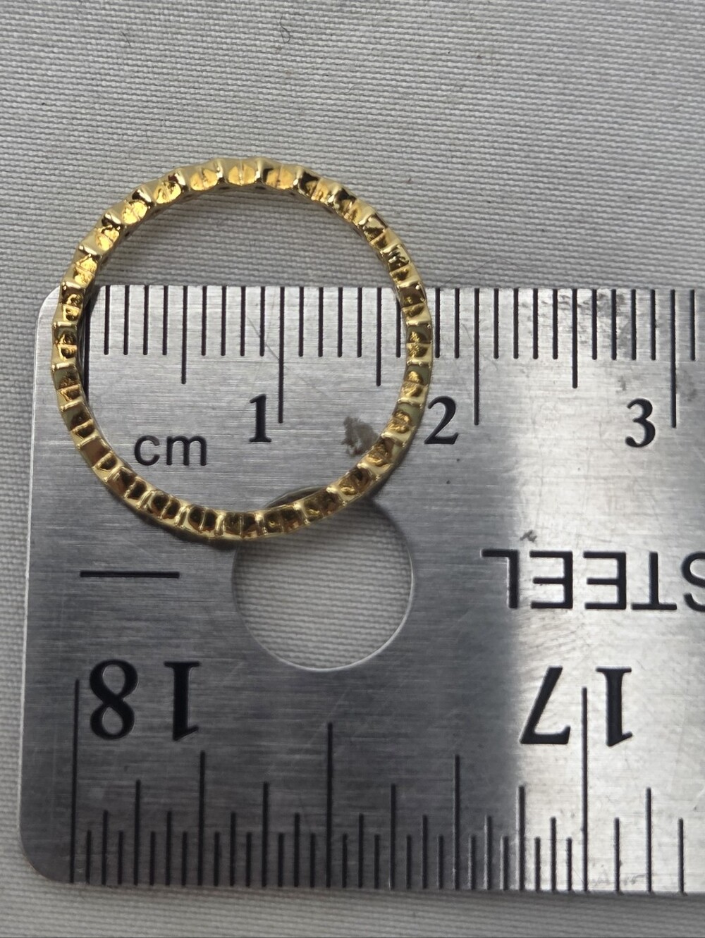 gorjana Mini Stackable Ring Set 18k Gold Plated (size 6) - Picture 3 of 3